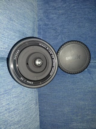Macchina fotografica Nikon . Leggi bene