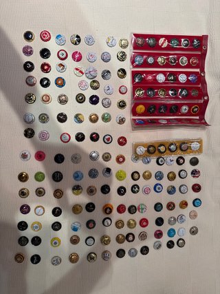 Lotto di oltre 180 tappi di spumante da collezione