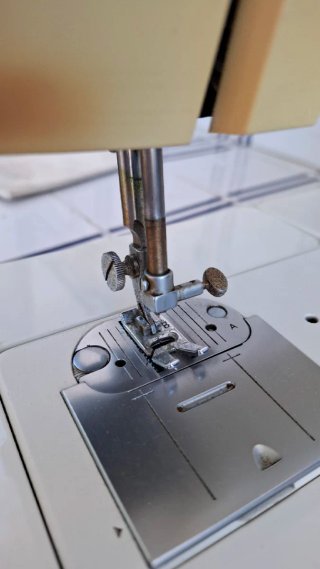 Máquina de coser Singer Tempo 60 + pedal