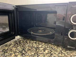 Microondas ProClean 3050 Cecotec negro 700W
