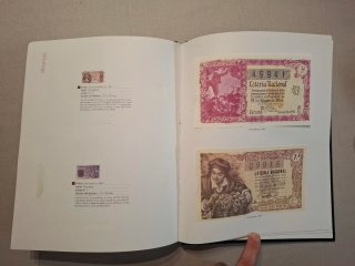 Libro El Franquismo en Sellos y Billetes
