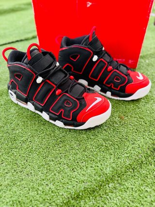 Nike Air Uptempo las de Scottie Pippen Negro/Rojo