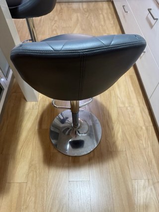 2xTaburete de cocina gris y plateado