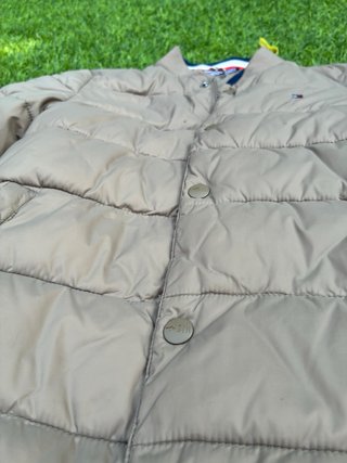 Abrigo acolchado Tommy Hilfiger niño beige