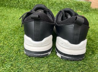 Zapatillas Pádel Munich Talla 44