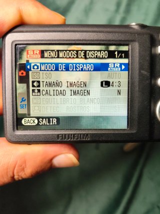 Fotocamera Digitale Fujifilm FinePix JV300 Rossa