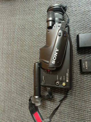 Sony CCD-V90E Video Cámara Handycam PRO vintage