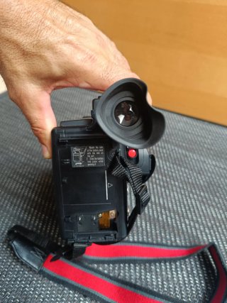 Sony CCD-V90E Video Cámara Handycam PRO vintage