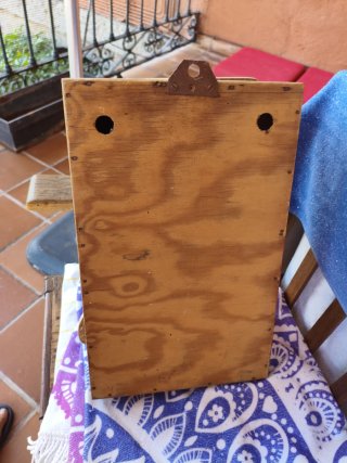 Mueble retro con espejo y cajón