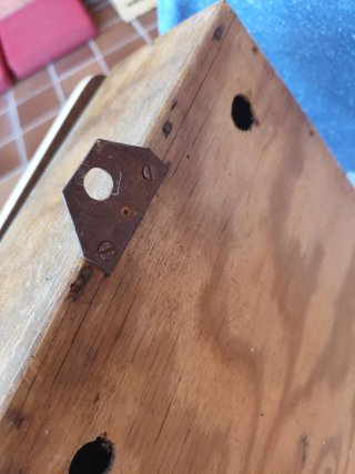 Mueble retro con espejo y cajón