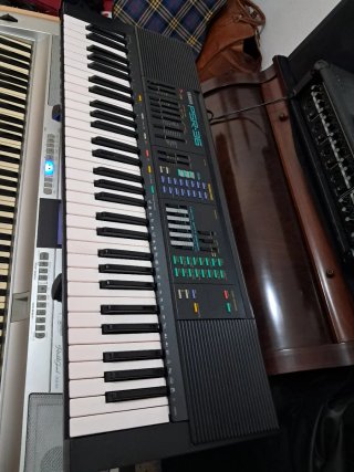 Yamaha PSR-36 Teclado Electrónico