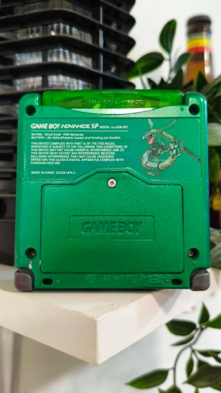 Game Boy SP Edición Pokémon Esmeralda