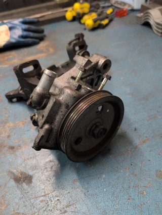 Bomba Dirección Asistida D16Z6