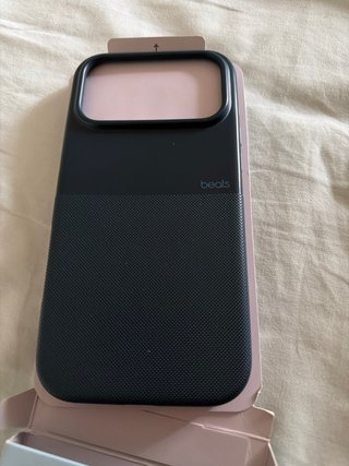 Funda Beats iPhone 17 Pro Max MagSafe Verde oscuro