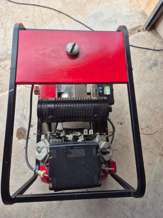Grupo electrógeno trifásico 12kva Honda