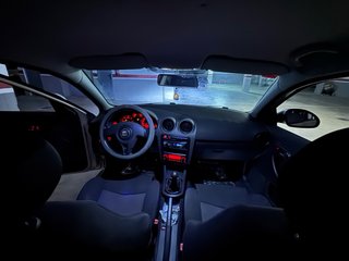 SEAT Ibiza 2004