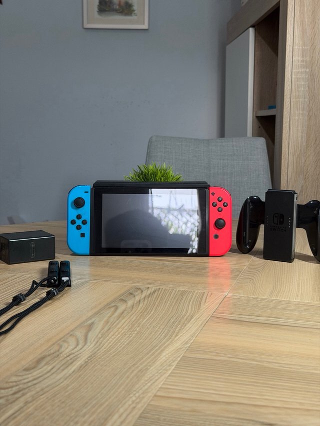 Nintendo Switch + Accesorios