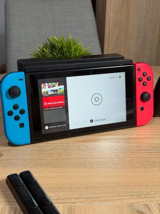 Nintendo Switch + Accesorios
