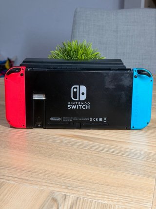 Nintendo Switch + Accesorios