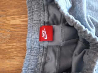 Pantalón corto Nike gris talla XS
