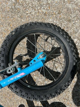Bicicleta infantil azul ATRACTOR