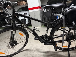 Bicicleta Trek Verve 2023 + Silla + Cesta