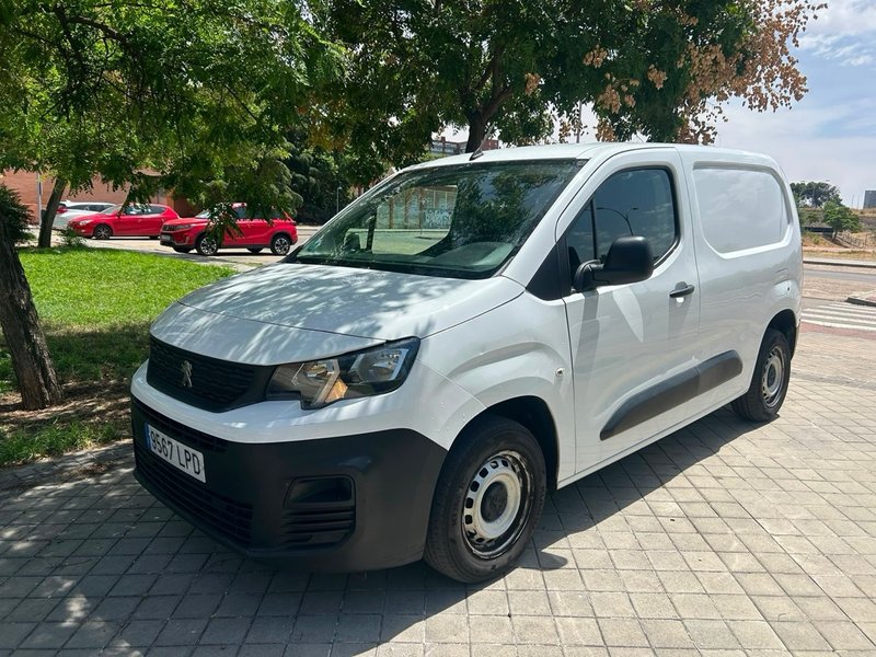 Peugeot Partner 2021, foto 2