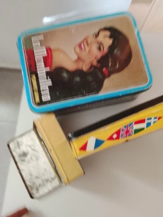 Latas colección vintage