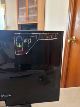 Monitor LED LG Flatron E1960S-PN 19"