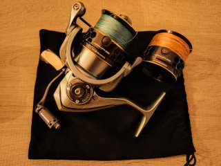 Carrete Tsurinoya Jaguar 3000
