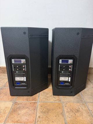 Altavoces amplificados