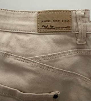 Pantalón beige T.46 5 bolsillos