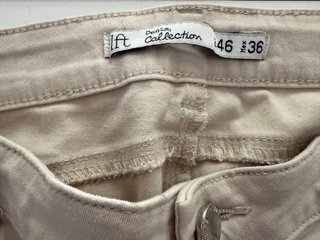 Pantalón beige T.46 5 bolsillos