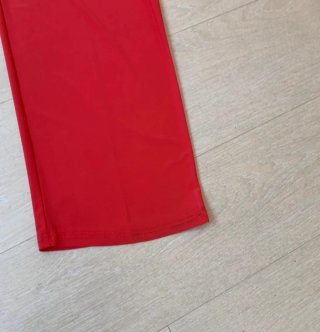 Completo elegante rosso corallo