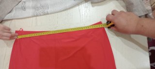 Completo elegante rosso corallo