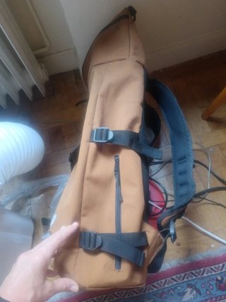 Mochila Carhartt Marrón y Negra