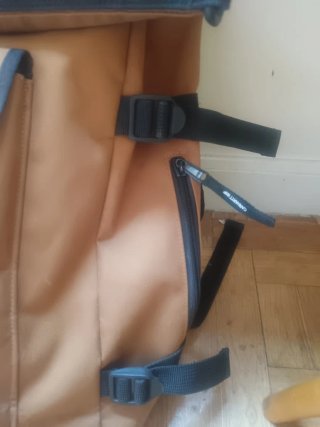 Mochila Carhartt Marrón y Negra