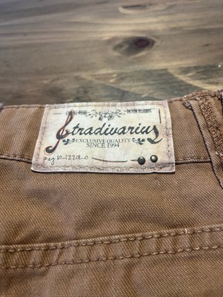 Falda Stradivarius Talla 34 Marrón