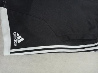 Pantalón corto Adidas negro