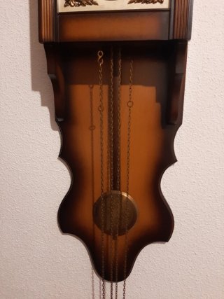 Reloj de pared antiguo madera y metal