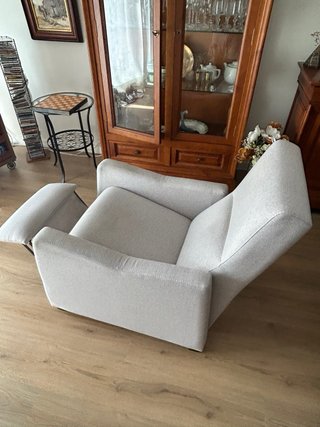 Butaca reclinable de tela beige/gris