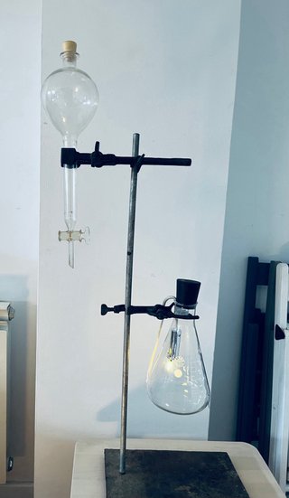 Soporte de laboratorio de farmacia rústico