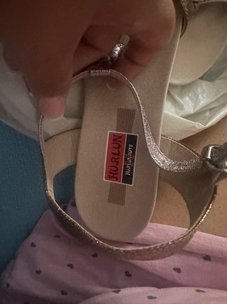 Sandalias doradas y beige talla 41