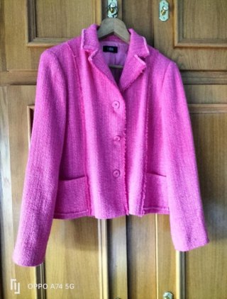CHAQUETA CARLA CARINI  TALLA 48 ROSA o FUCSIA