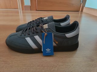 Zapatillas Adidas Spezial Grises