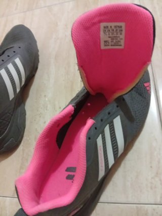 Zapatillas Adidas Talla 39.5 Negra y Rosa