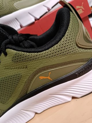 Zapatillas Puma Talla 44.5 Verde/Negro
