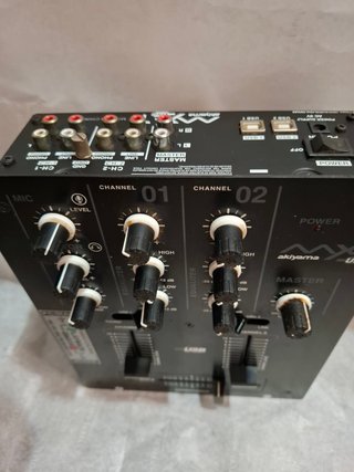 Mesa de Mezclas Akiyama MX.1 USB