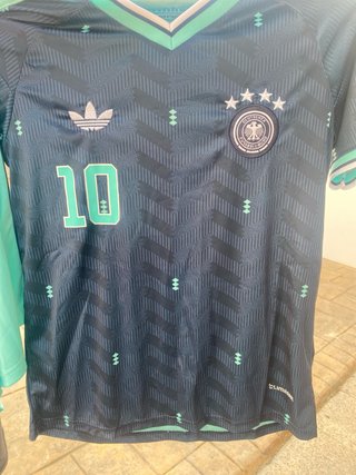 Conjunto de fútbol Adidas Talla 10