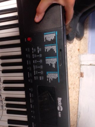 Piano elettronico con cavo e batterie